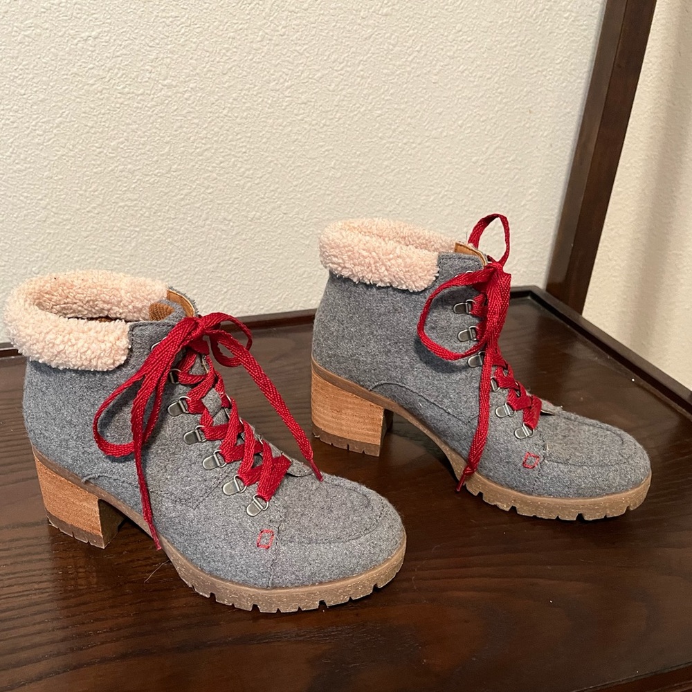 KORKS Ankle boots